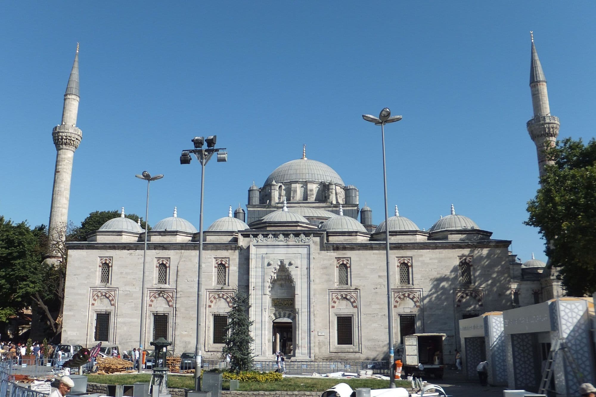 Meydandan Beyazıt Camii